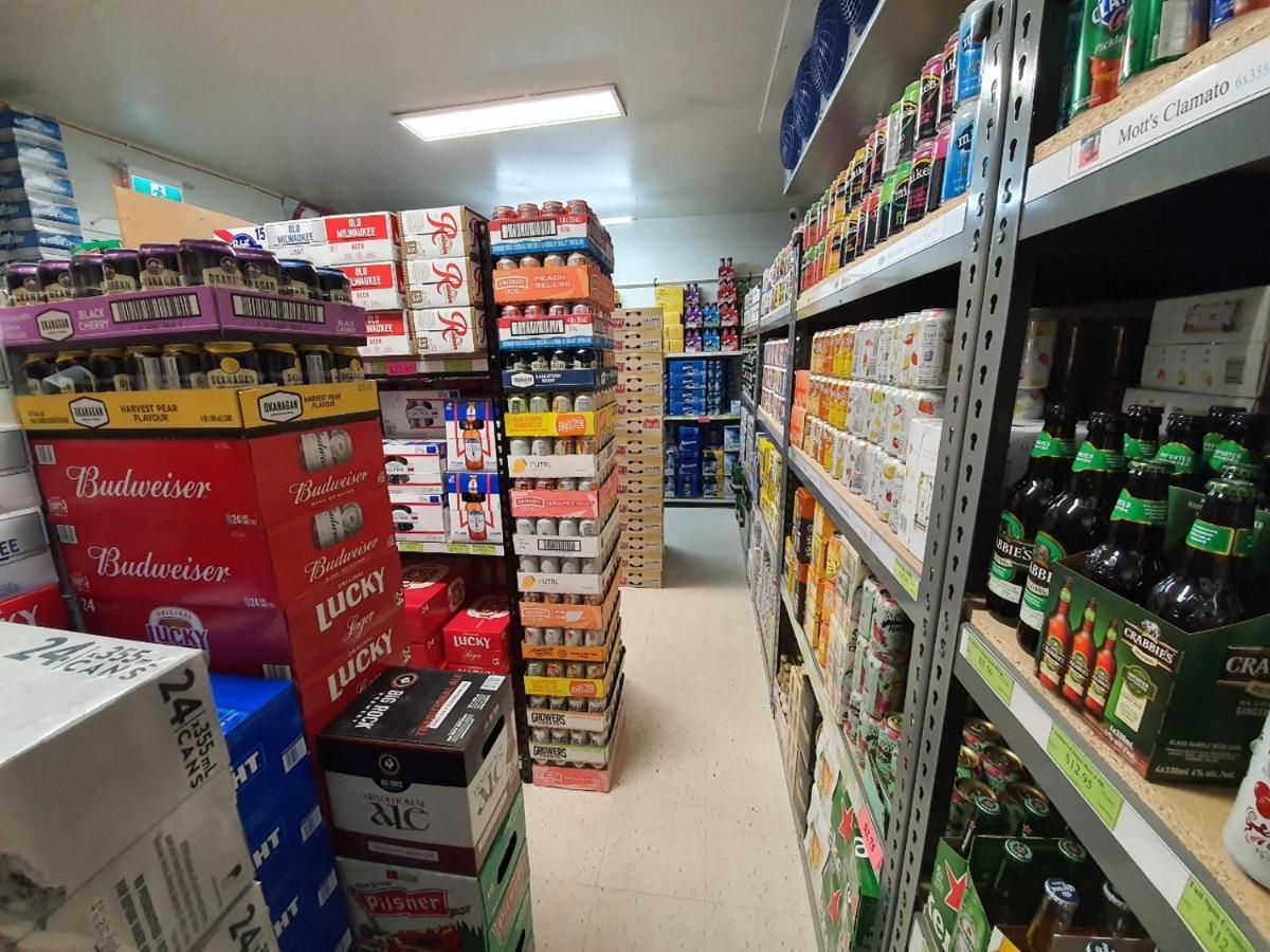Sundre Motor Inn 외부 사진